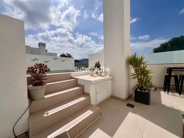 3 bedroom Apartment for sale in Mijas Costa, Mijas with pool - € 650,000 (Ref: 9359063)