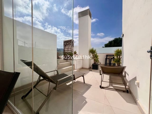 3 bedroom Apartment for sale in Mijas Costa, Mijas with pool - € 650,000 (Ref: 9359063)