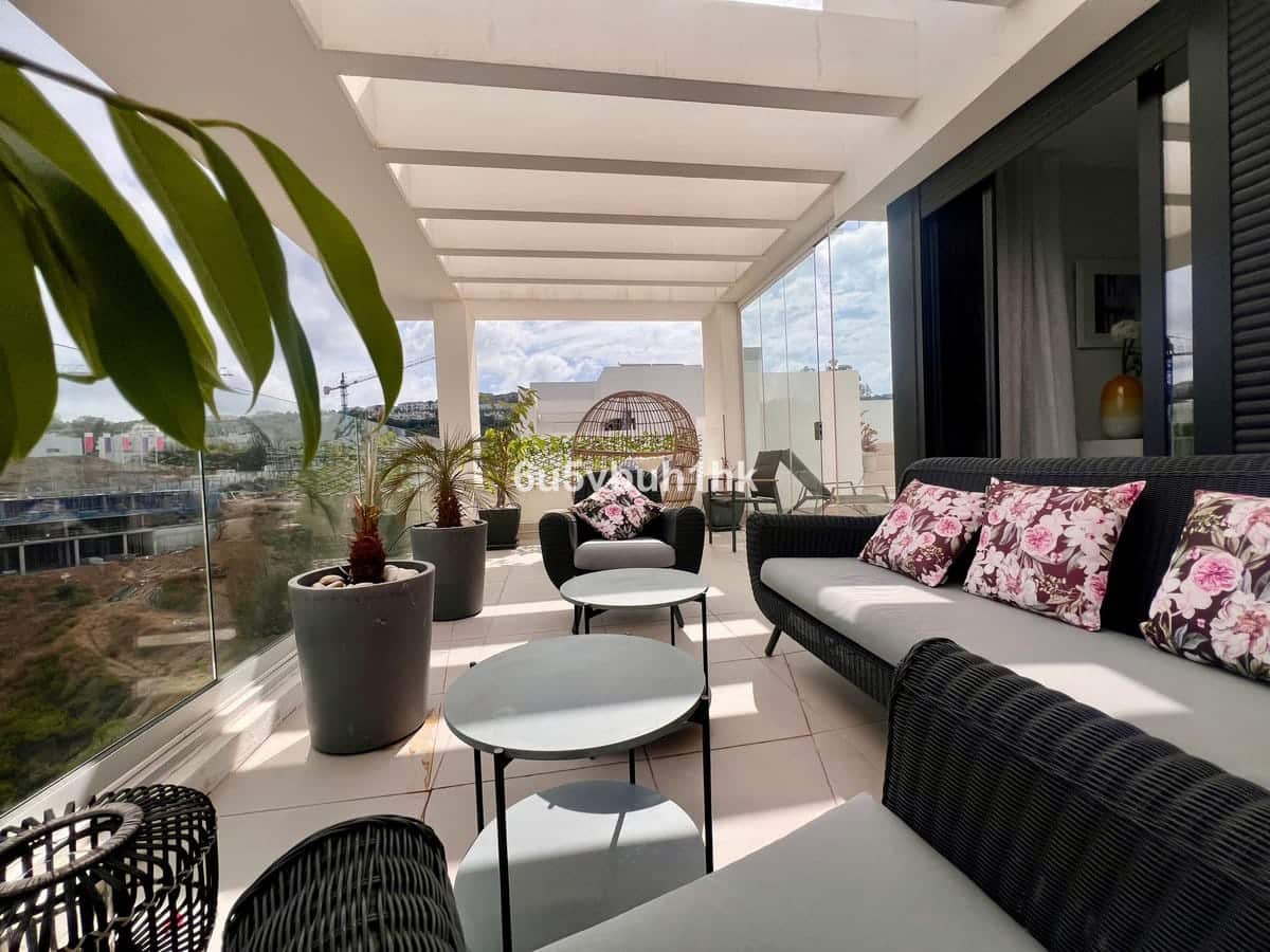 3 bedroom Apartment for sale in Mijas Costa with pool - € 650,000 (Ref: 9359063)