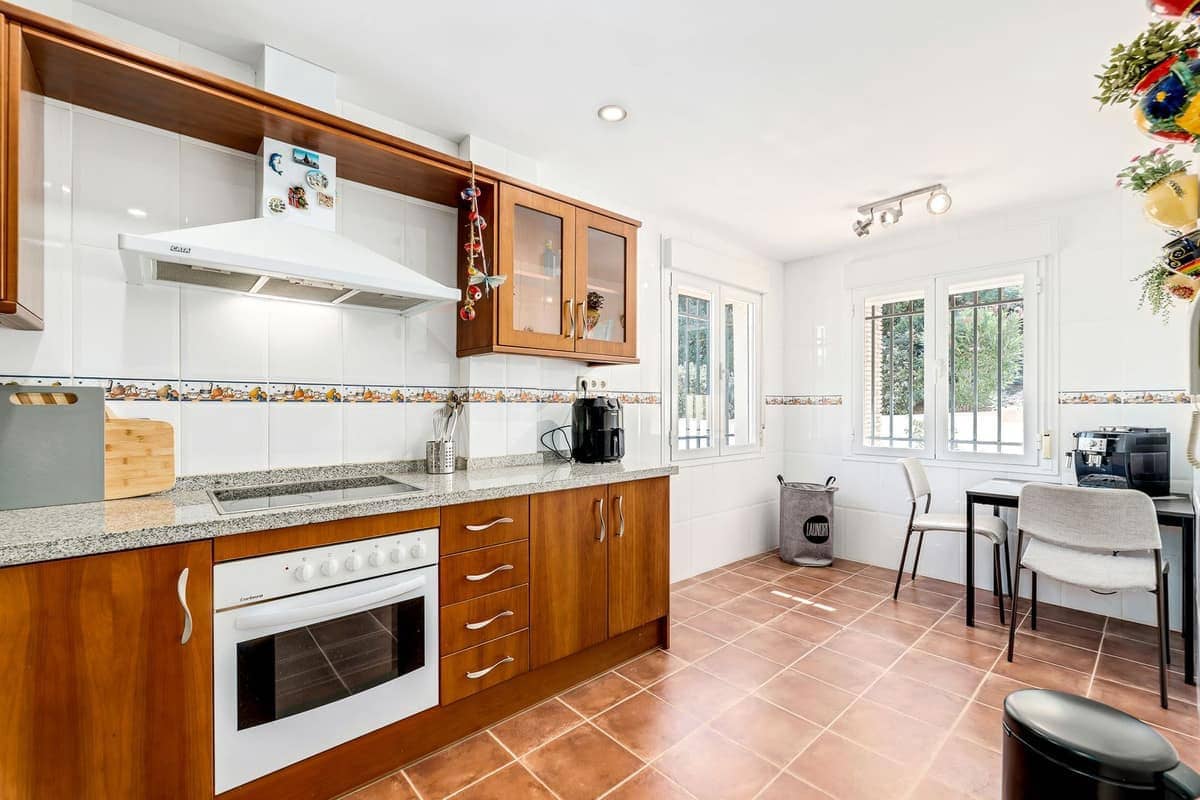 4 sypialnia Dom na sprzedaż w Riviera del Sol z basenem - 699 000 € (Ref: 9359093)