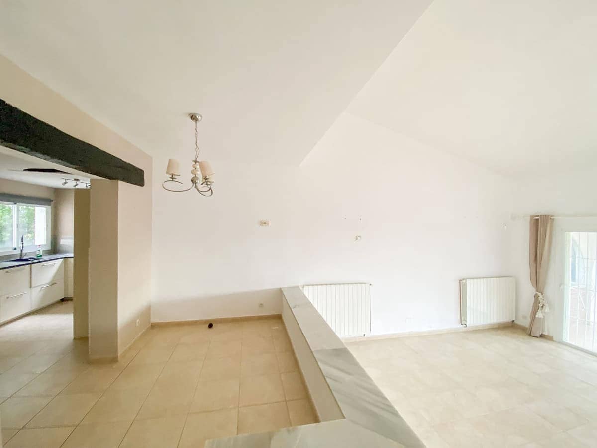 3 soveværelse Villa til salg i Calahonda med swimmingpool - € 690.000 (Ref: 9359094)