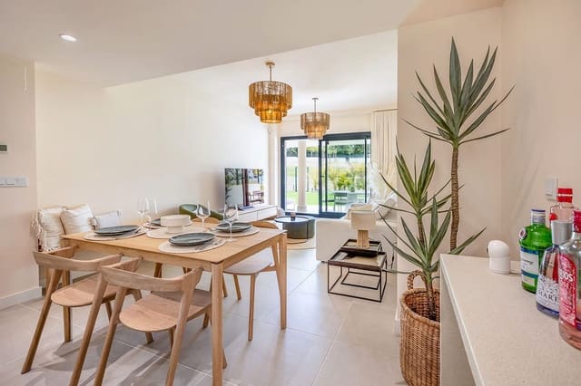 2 Zimmer Apartment zu verkaufen in Estepona mit Pool - 460.000 € (Ref: 9367457)