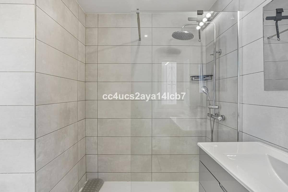 3 sypialnia Dom na sprzedaż w Calahonda z basenem - 495 000 € (Ref: 9367466)