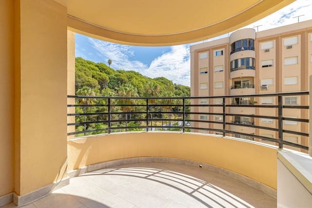 3 bedroom Apartment for sale in Marbella with pool - € 600,000 (Ref: 9382526)