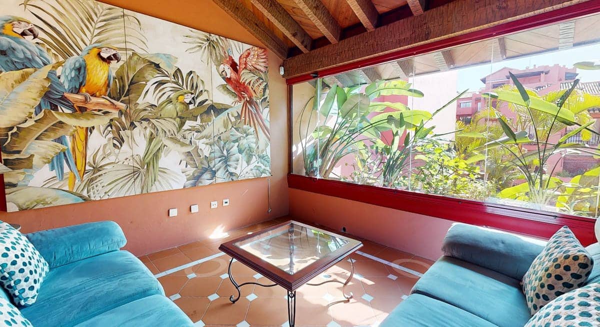 3 bedroom Apartment for sale in Marbella with pool - € 590,000 (Ref: 9382528)