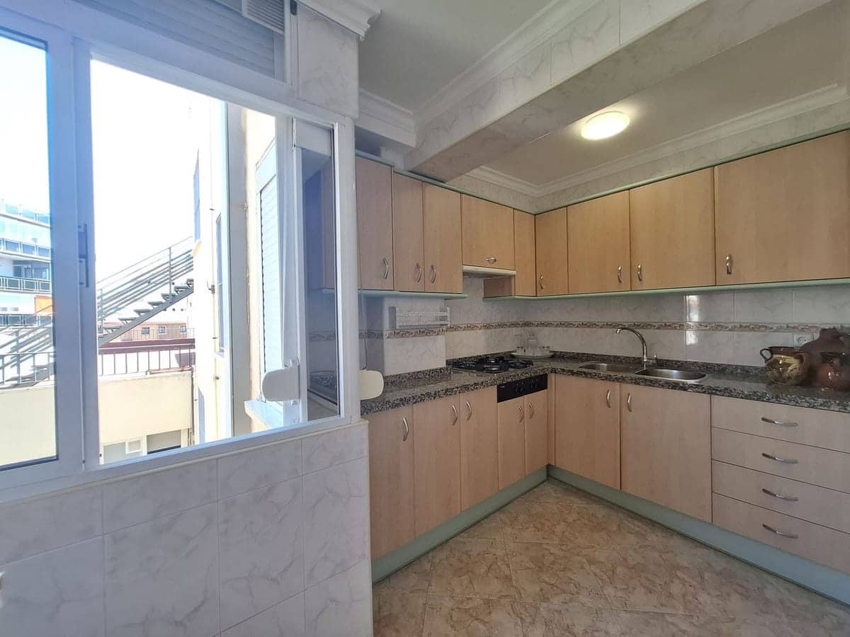 2 bedroom Apartment for sale in Marbella - € 450,000 (Ref: 9382533)