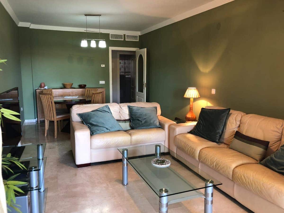 2 bedroom Apartment for sale in Elviria with pool - € 425,000 (Ref: 9382535)