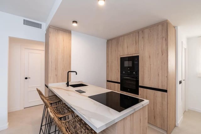 2 bedroom Apartment for sale in Marbella - € 425,000 (Ref: 9382536)