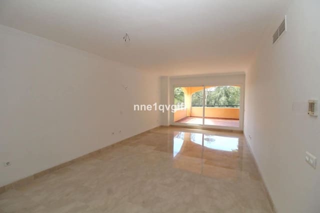 3 bedroom Apartment for sale in Elviria, Marbella with pool - € 425,000 (Ref: 9382537)