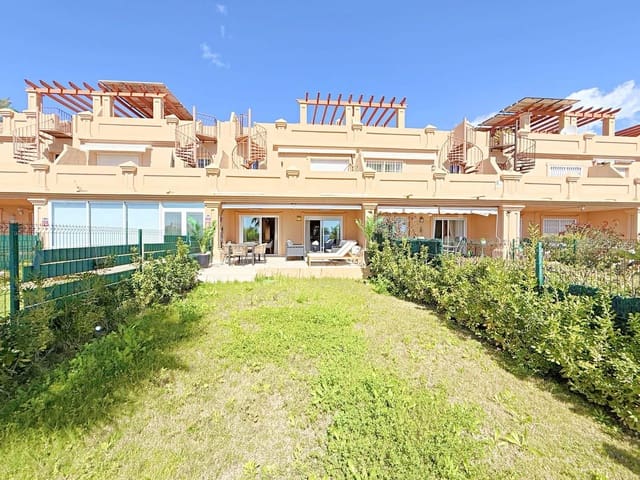 3 soverom Kjedet enebolig til salgs i Estepona med svømmebasseng - € 599 000 (Ref: 9530206)