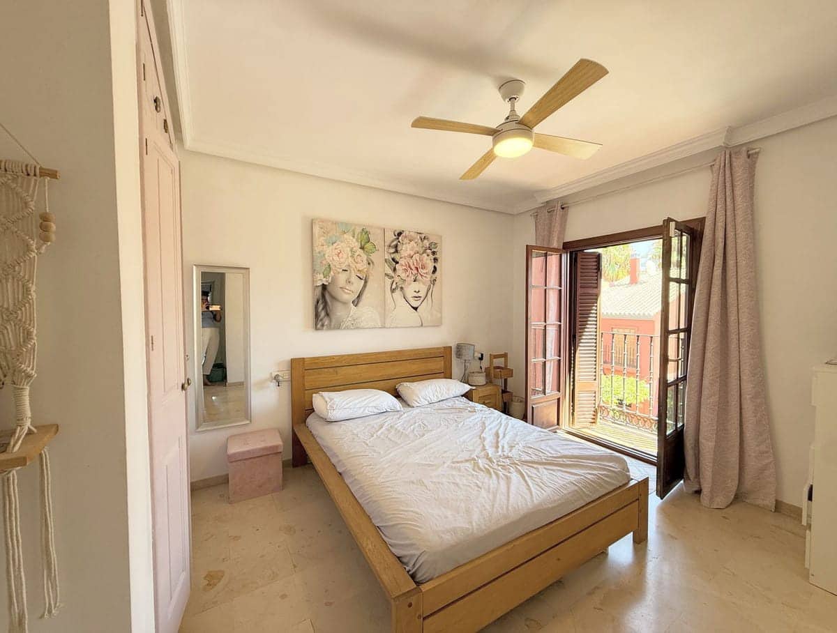 3 Zimmer Haus zu verkaufen in Estepona mit Pool - 580.000 € (Ref: 9530209)