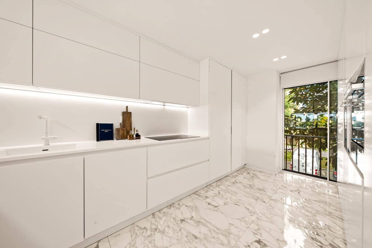 3 slaapkamer Appartement te koop in Benahavis met zwembad - € 925.000 (Ref: 9615396)