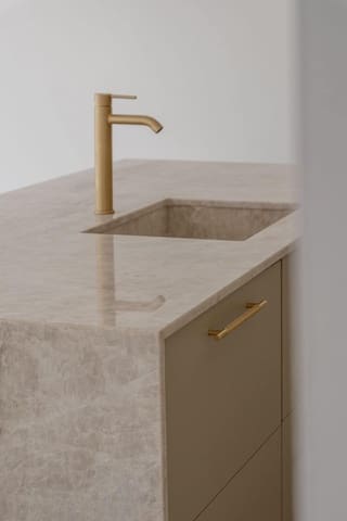 4 bedroom Apartment for sale in La Quinta, Benahavís with pool - € 895,000 (Ref: 9615397)