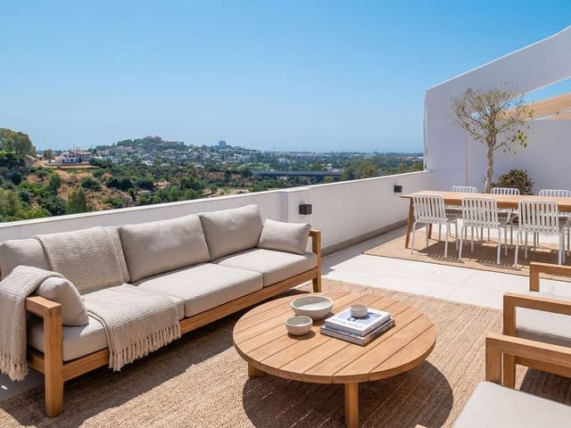 4 bedroom Apartment for sale in La Quinta, Benahavís with pool - € 895,000 (Ref: 9615397)