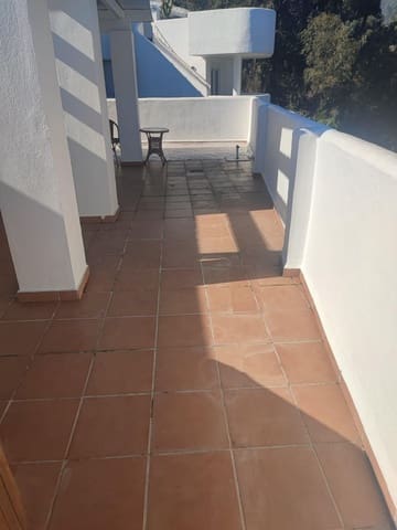 2 sypialnia Apartament na sprzedaż w Golden Mile, Marbella z basenem - 815 000 € (Ref: 9615398)