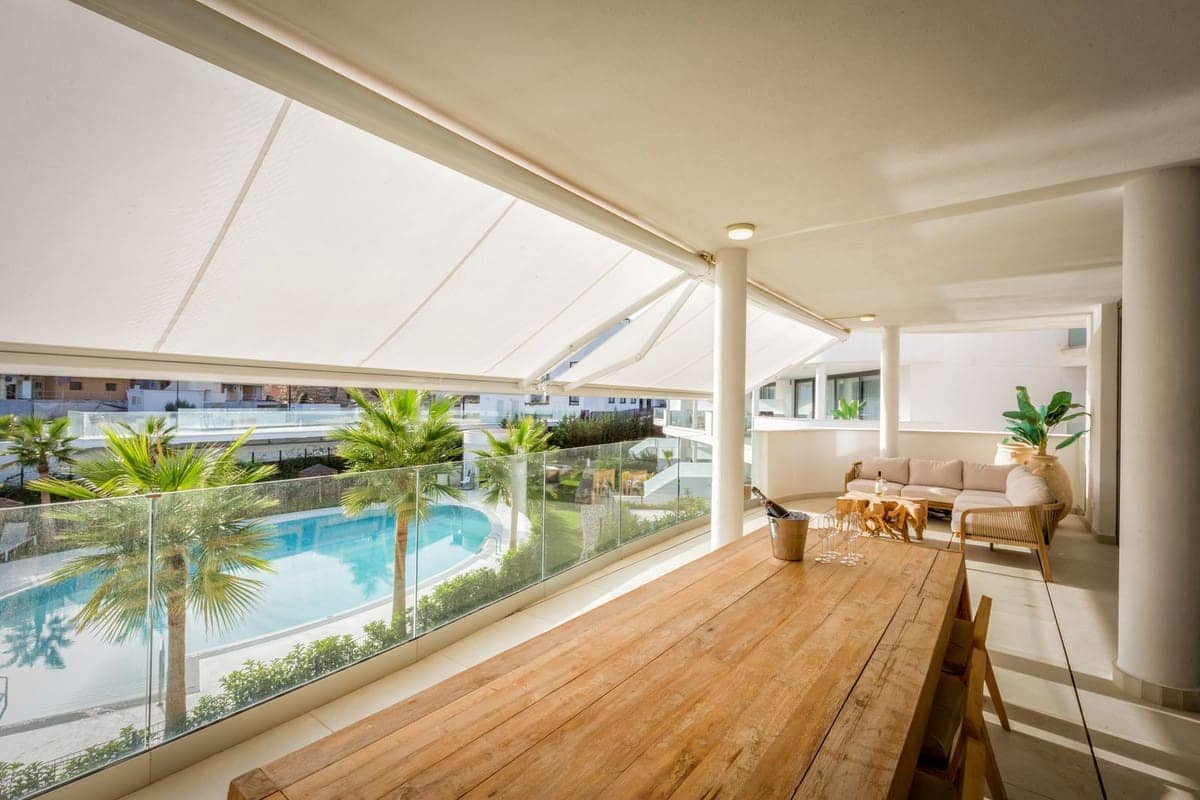 Apartamento de 3 habitaciones en Fuengirola en venta con piscina - 769.000 € (Ref: 9615399)