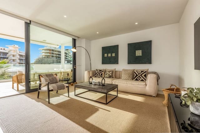 Apartamento de 3 habitaciones en Fuengirola en venta con piscina - 769.000 € (Ref: 9615399)