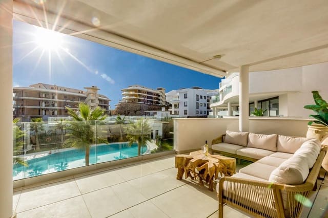 Apartamento de 3 habitaciones en Fuengirola en venta con piscina - 769.000 € (Ref: 9615399)