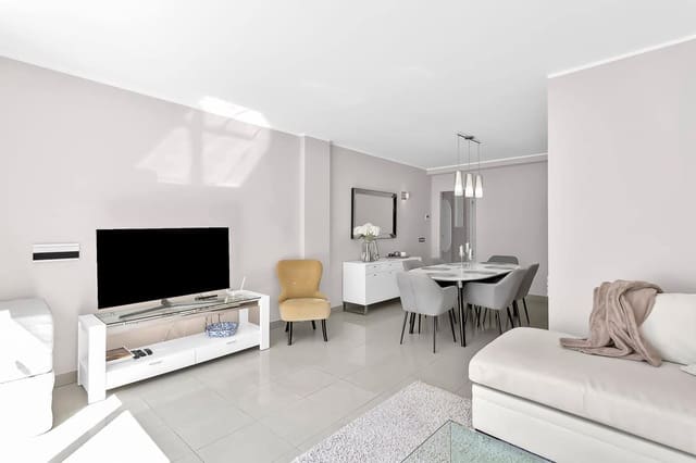 Apartamento de 3 habitaciones en El Paraiso, Estepona en venta con piscina - 639.000 € (Ref: 9615403)