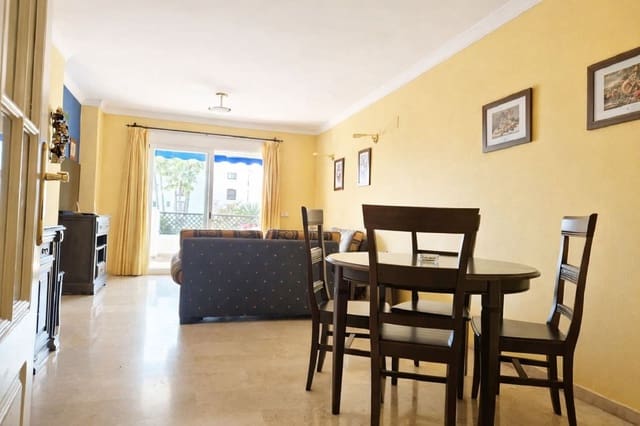 2 bedroom Apartment for sale in Puerto Banus, Marbella with pool - € 625,000 (Ref: 9615404)