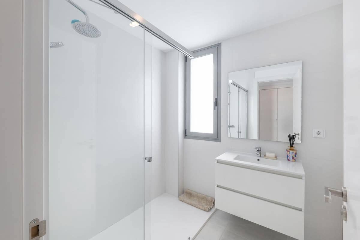 2 soveværelse Lejlighed til salg i New Golden Mile med swimmingpool - € 495.000 (Ref: 9615410)