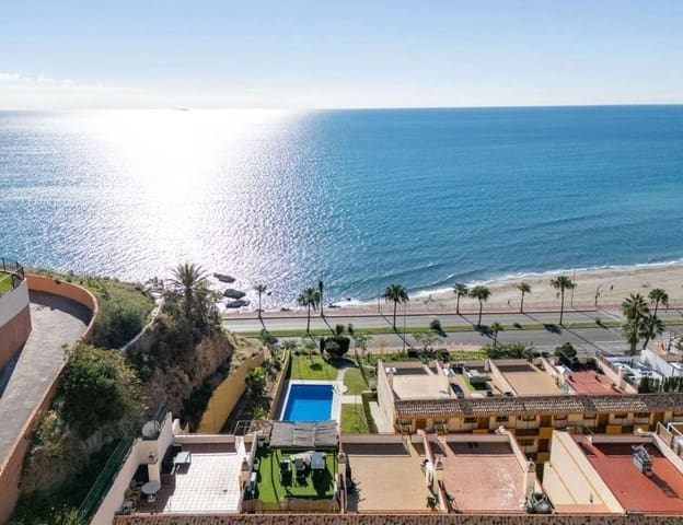 2 soveværelse Lejlighed til salg i Carvajal, Fuengirola med swimmingpool - € 435.000 (Ref: 9615416)