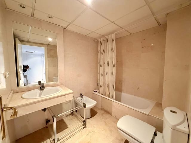 2 Zimmer Apartment zu verkaufen in Río Real, Marbella mit Pool - 430.000 € (Ref: 9615417)