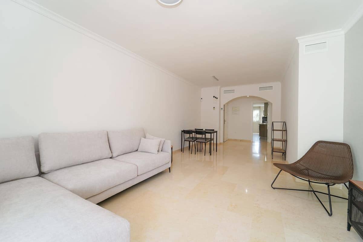 2 chambre Appartement à vendre à Elviria avec piscine - 430 000 € (Ref: 9615418)
