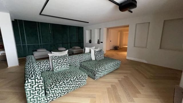 5 soverom Villa til salgs i Benahavís med svømmebasseng - € 5 000 000 (Ref: 9615422)