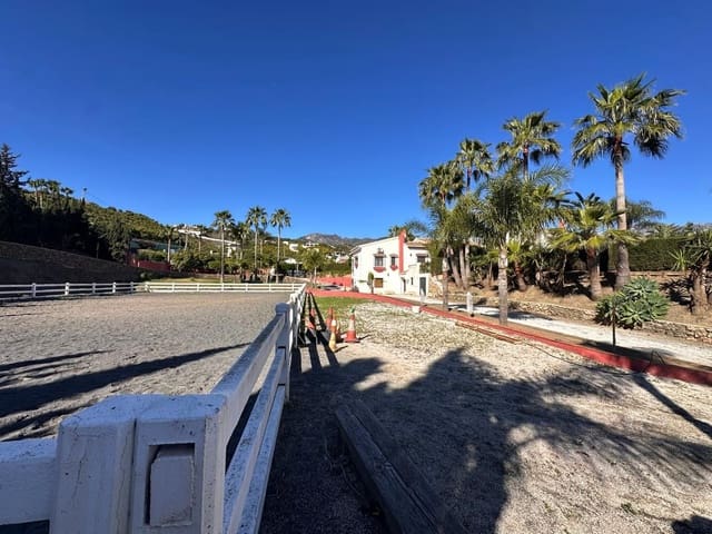 6 bedroom Finca/Country House for sale in Málaga city - € 3,500,000 (Ref: 9615424)