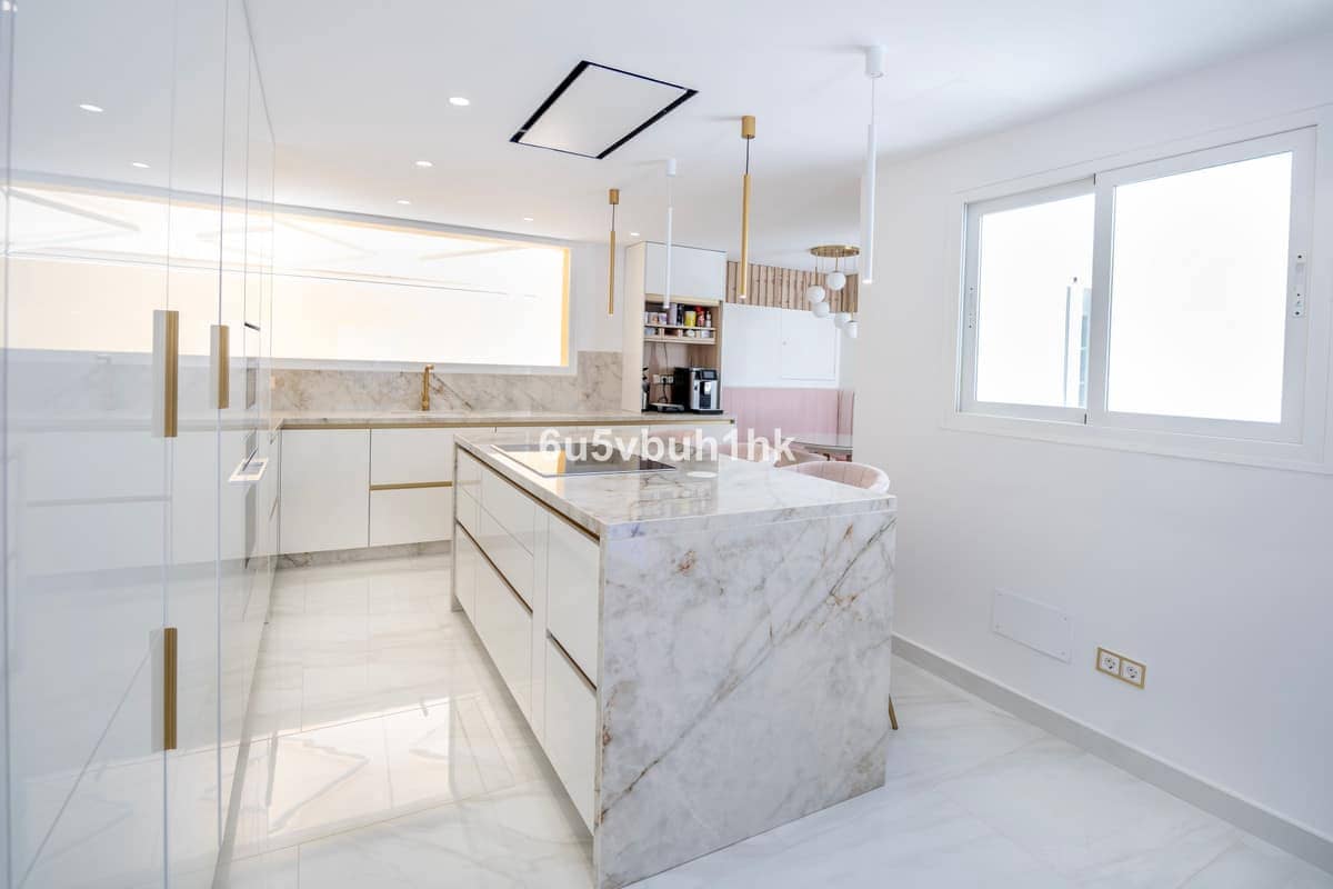 4 Zimmer Doppelhaus zu verkaufen in La Mairena mit Pool - 850.000 € (Ref: 9615427)