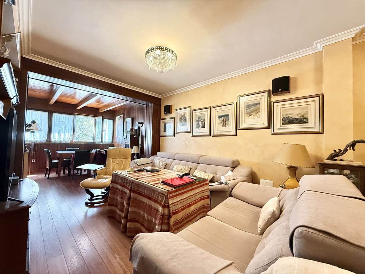 4 bedroom Semi-detached Villa for sale in Estepona - € 700,000 (Ref: 9615429)