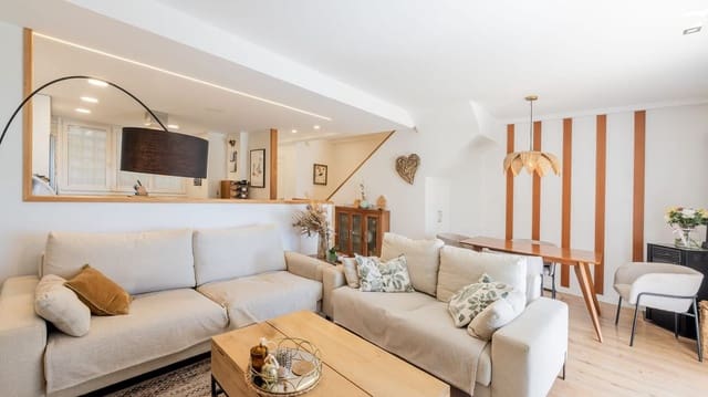 4 sovrum Hus till salu i Benalmádena med pool - 675 000 € (Ref: 9615430)