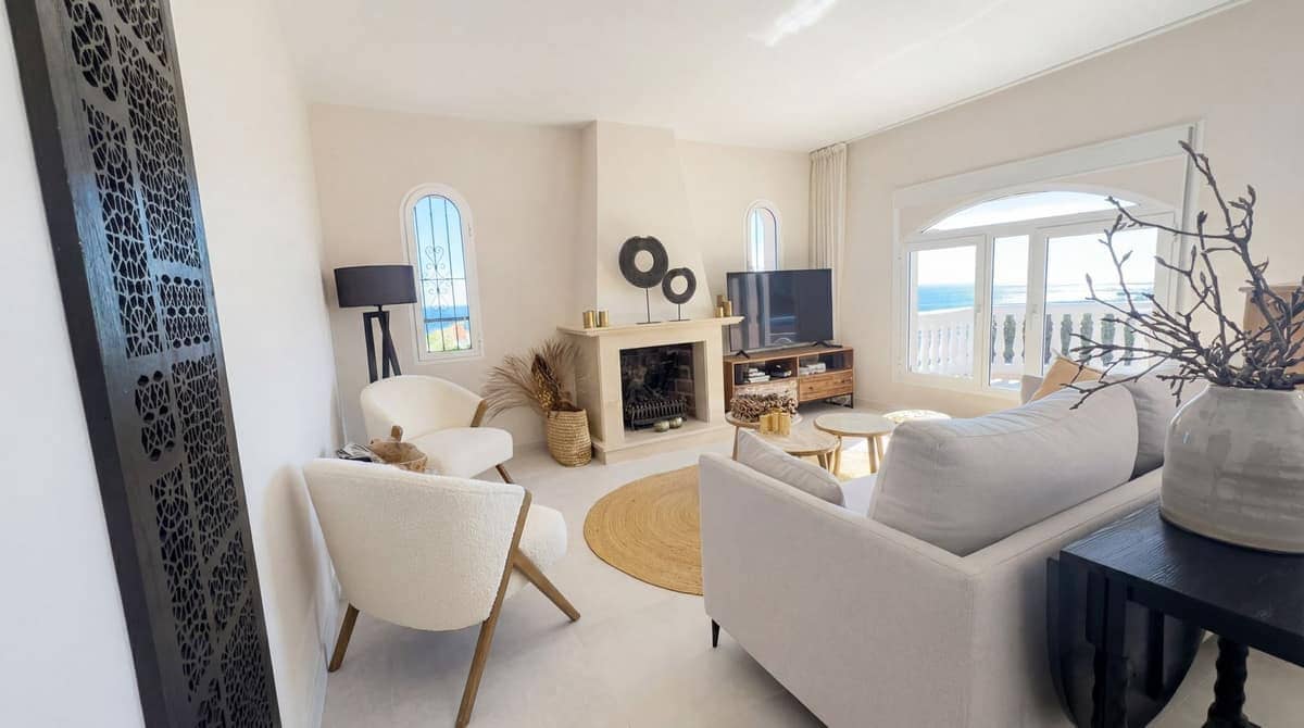 2 sypialnia Willa na sprzedaż w Fuengirola z basenem - 640 000 € (Ref: 9615431)