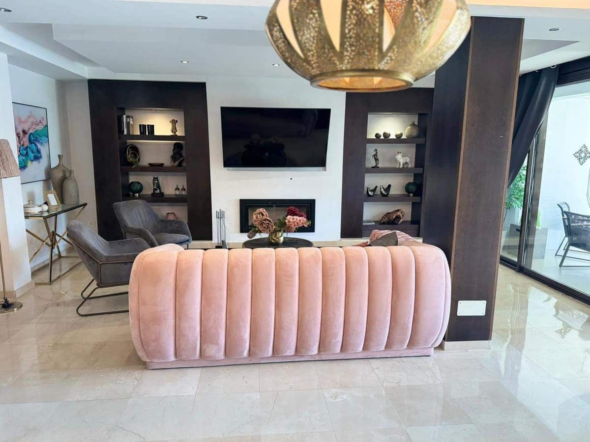 4 quarto Moradia para venda em Marbella com piscina - 1 790 000 € (Ref: 9615432)