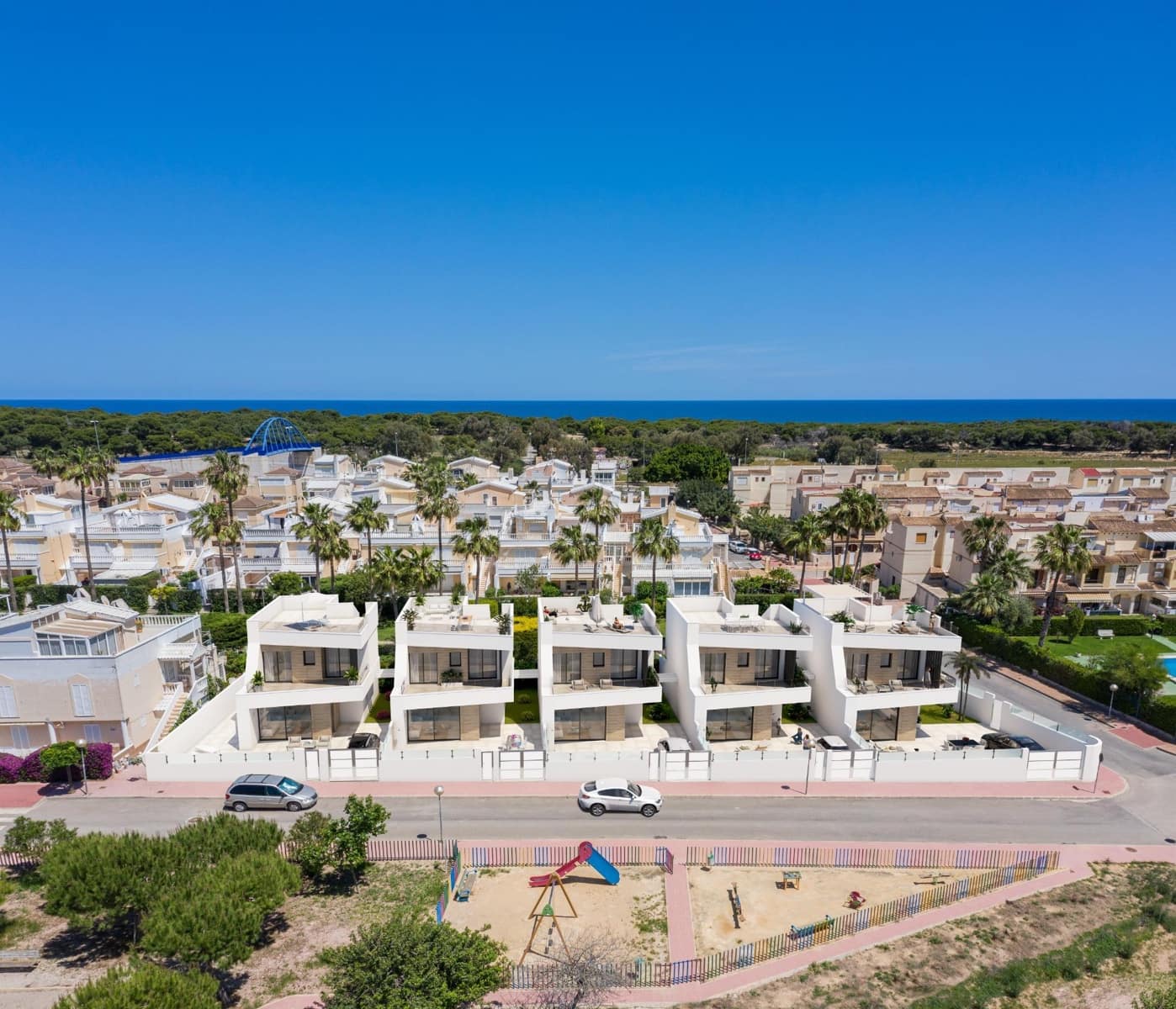 3 bedroom Villa for sale in El Moncayo with pool garage - € 595,000 (Ref: 10136285)
