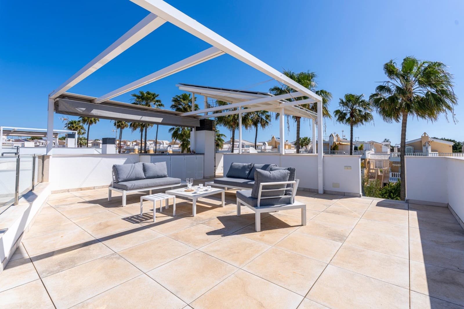 3 bedroom Villa for sale in El Moncayo with pool garage - € 595,000 (Ref: 10136285)