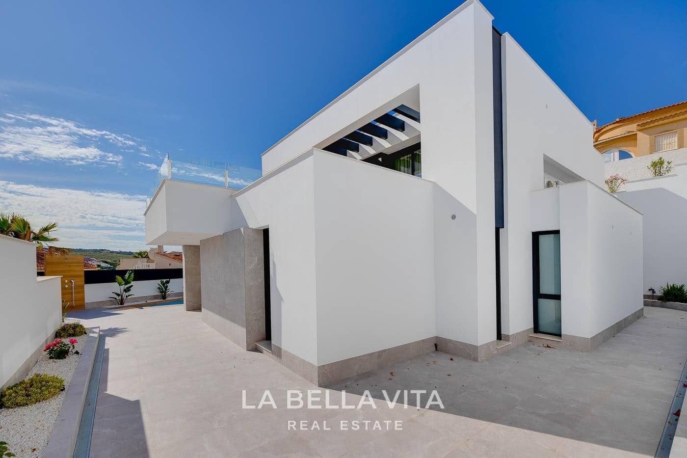 4 quarto Moradia para venda em La Marquesa com piscina - 1 150 000 € (Ref: 10175254)