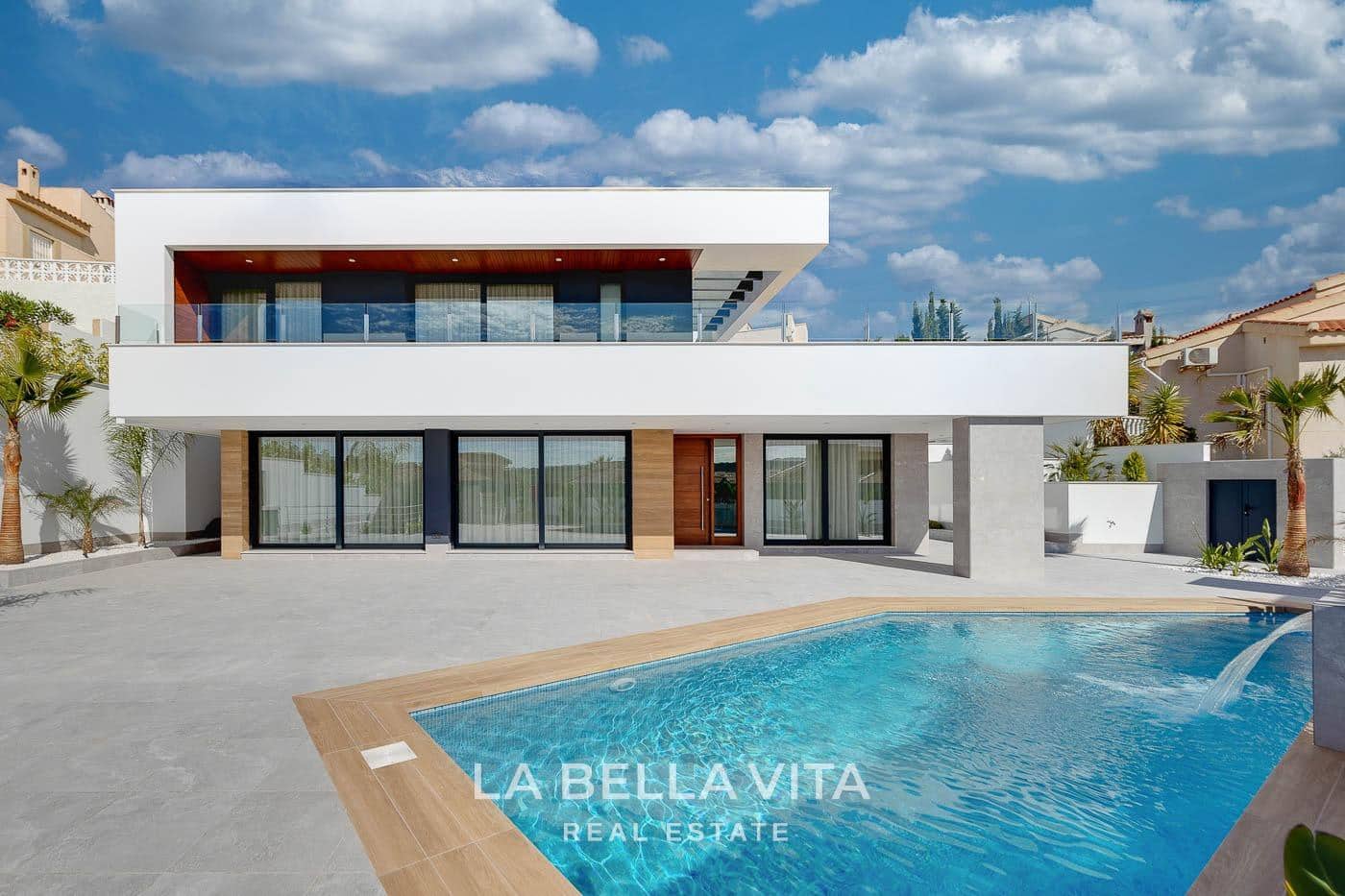4 quarto Moradia para venda em La Marquesa com piscina - 1 150 000 € (Ref: 10175254)
