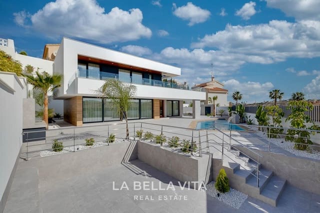 4 Zimmer Villa zu verkaufen in La Marquesa, Rojales mit Pool - 1.150.000 € (Ref: 10175254)