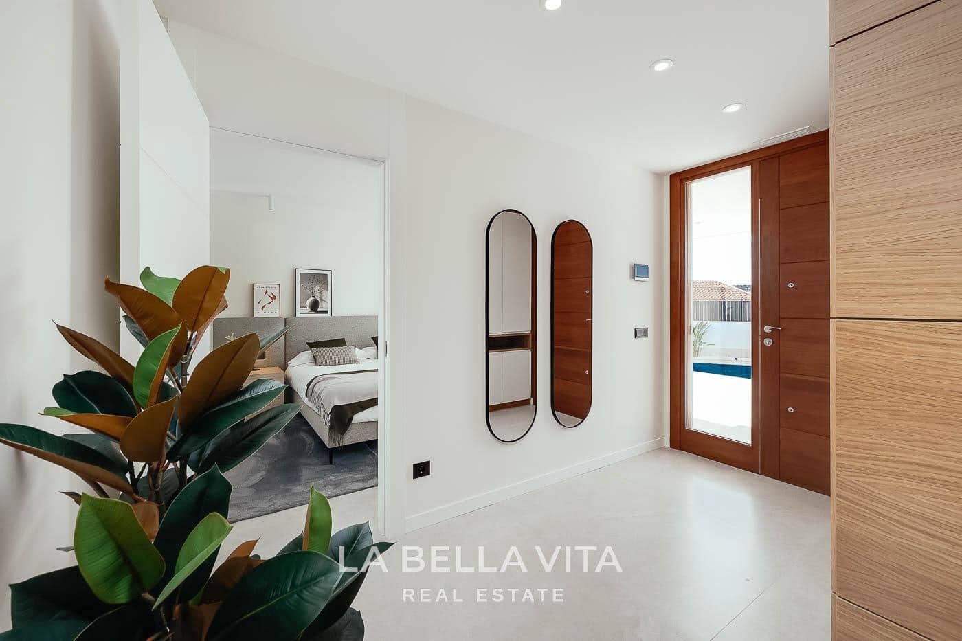 4 quarto Moradia para venda em La Marquesa com piscina - 1 150 000 € (Ref: 10175254)