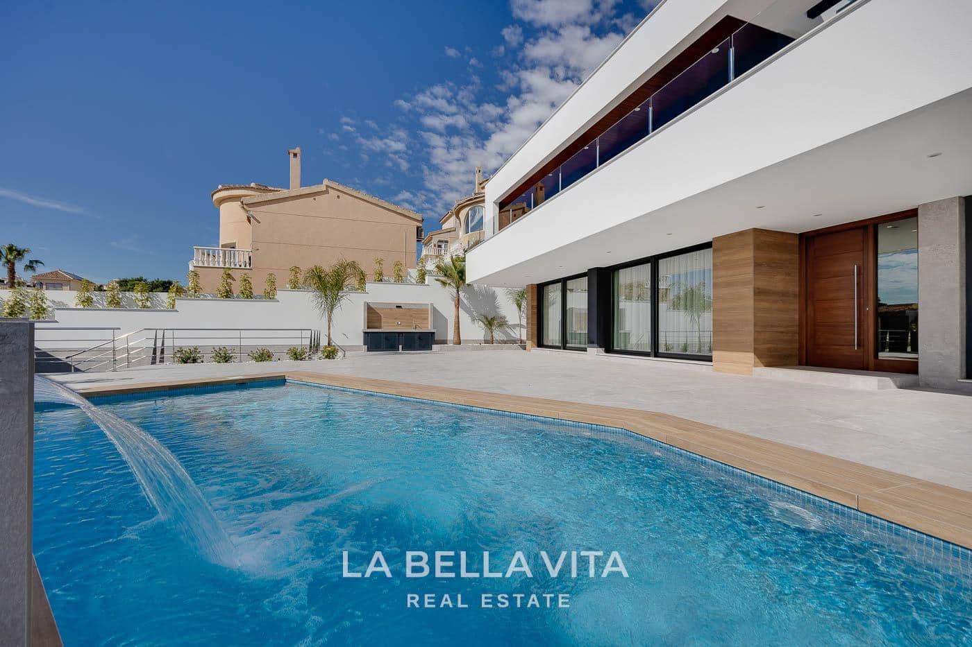 4 quarto Moradia para venda em La Marquesa com piscina - 1 150 000 € (Ref: 10175254)