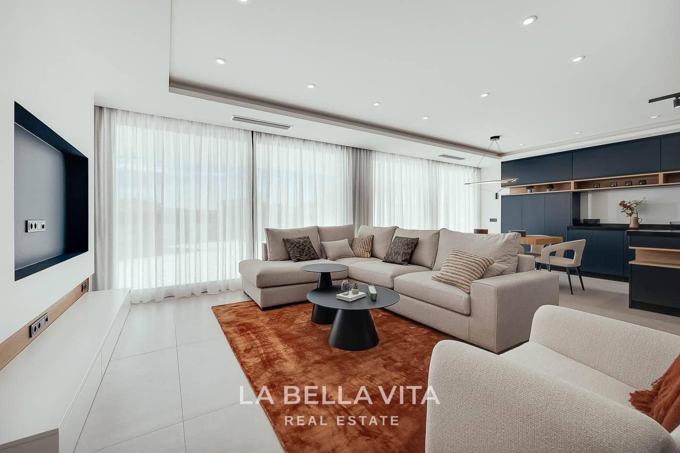4 quarto Moradia para venda em La Marquesa com piscina - 1 150 000 € (Ref: 10175254)
