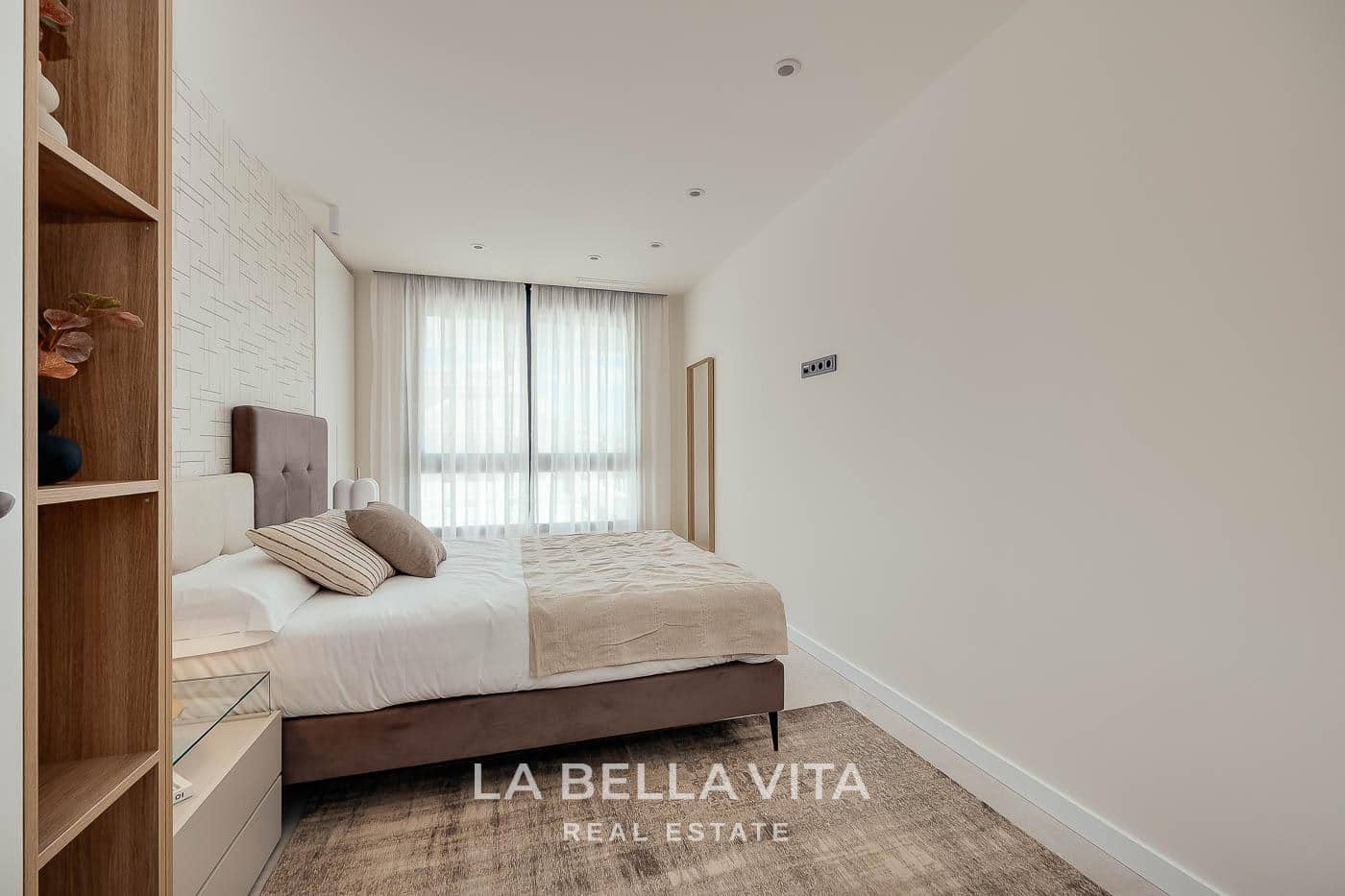 4 quarto Moradia para venda em La Marquesa com piscina - 1 150 000 € (Ref: 10175254)