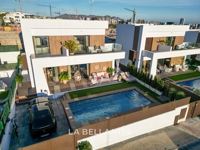 Chalet de 3 habitaciones en Finestrat en venta con piscina - 850.000 € (Ref: 10183077)