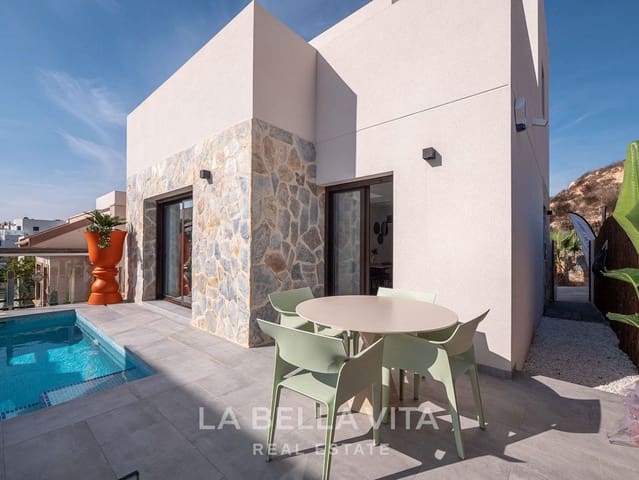 3 bedroom Villa for sale in Playa Flamenca, Orihuela with pool garage - € 297,000 (Ref: 8139147)