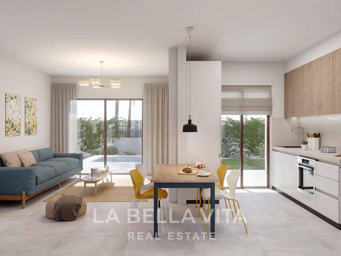 3 quarto Moradia para venda em Playa Flamenca com piscina garagem - 297 000 € (Ref: 8139147)