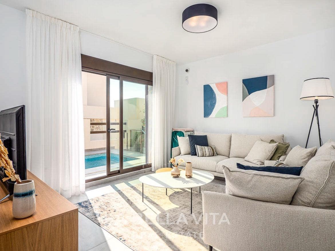 3 quarto Moradia para venda em Playa Flamenca com piscina garagem - 297 000 € (Ref: 8139147)