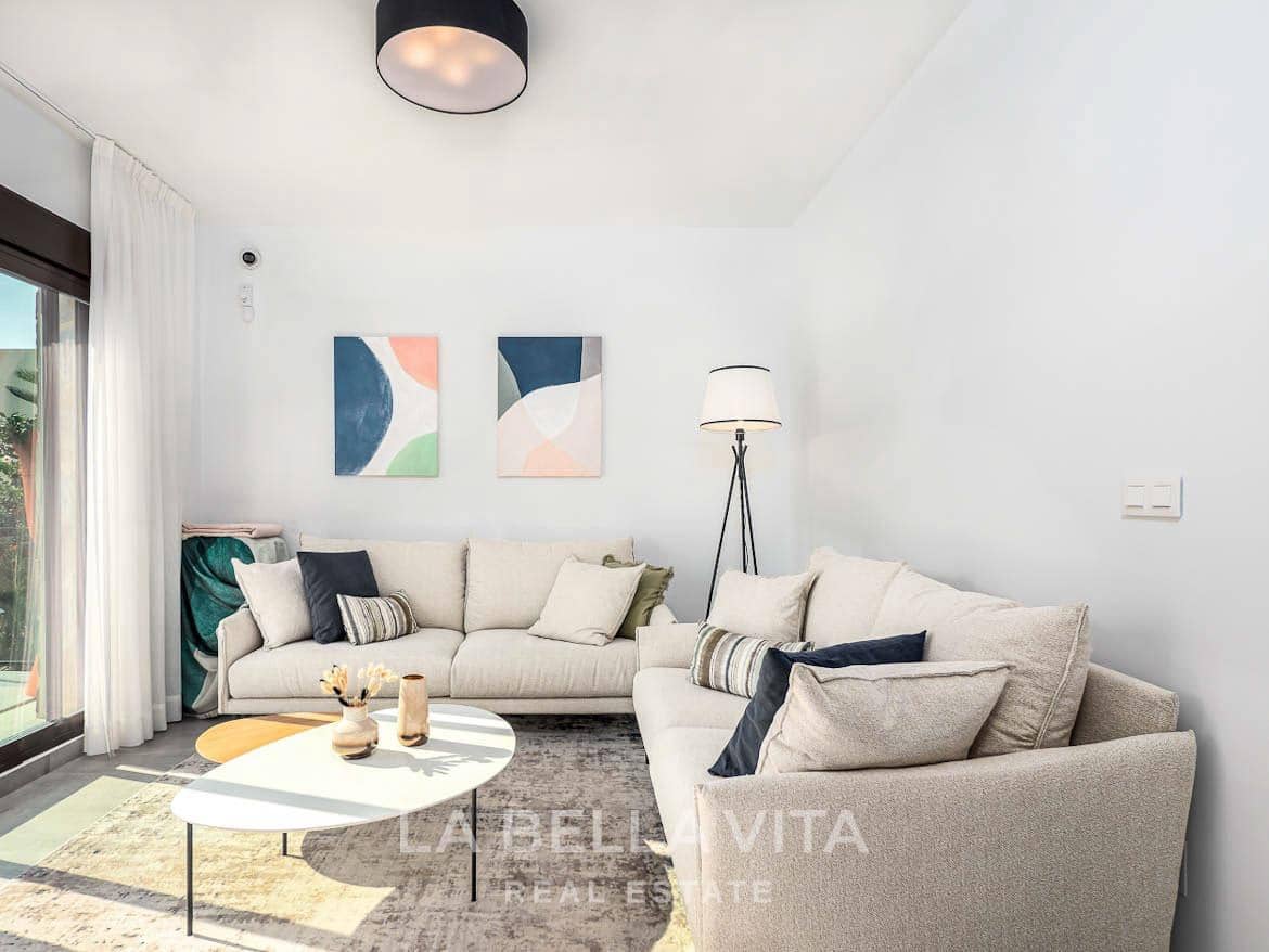 3 quarto Moradia para venda em Playa Flamenca com piscina garagem - 297 000 € (Ref: 8139147)