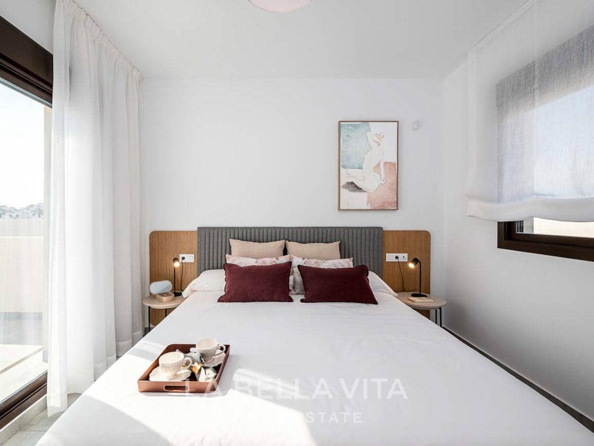 3 quarto Moradia para venda em Playa Flamenca com piscina garagem - 297 000 € (Ref: 8139147)